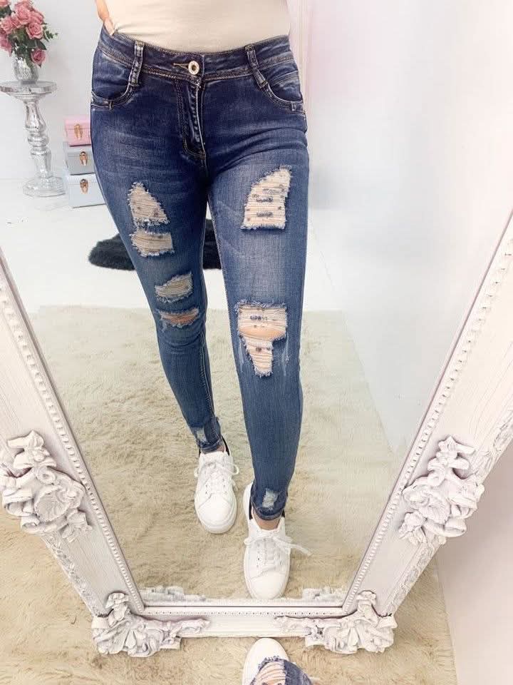 Distressed Skinny Jeans
